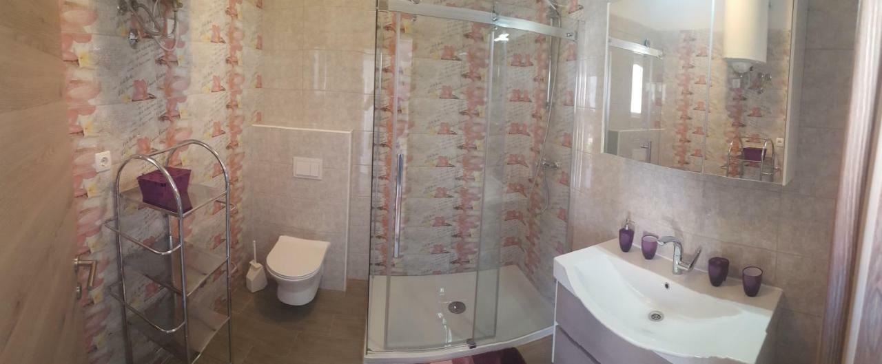 Apartmani Slavica Rab Town Extérieur photo