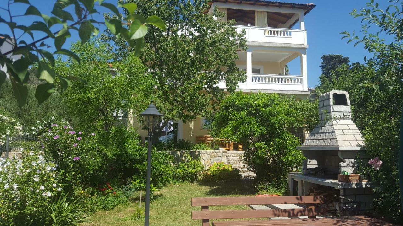 Apartmani Slavica Rab Town Extérieur photo