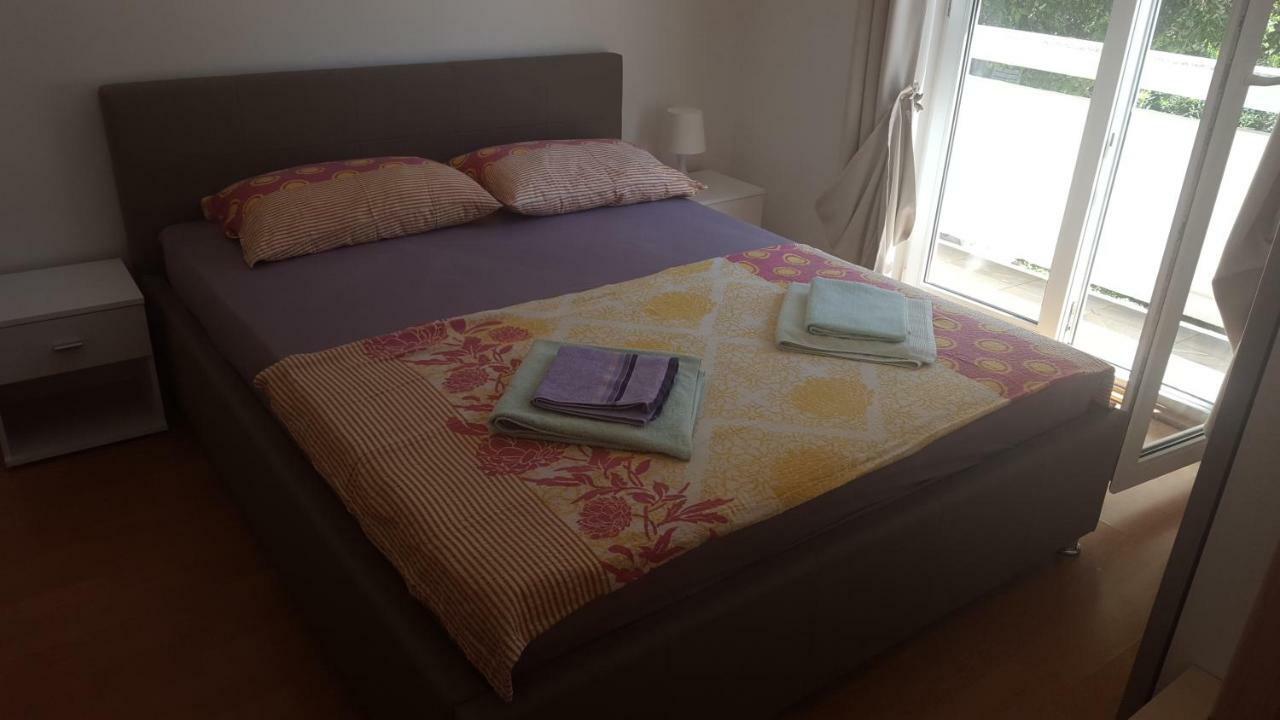 Apartmani Slavica Rab Town Extérieur photo