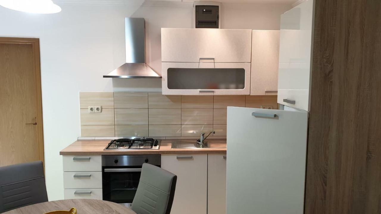 Apartmani Slavica Rab Town Extérieur photo