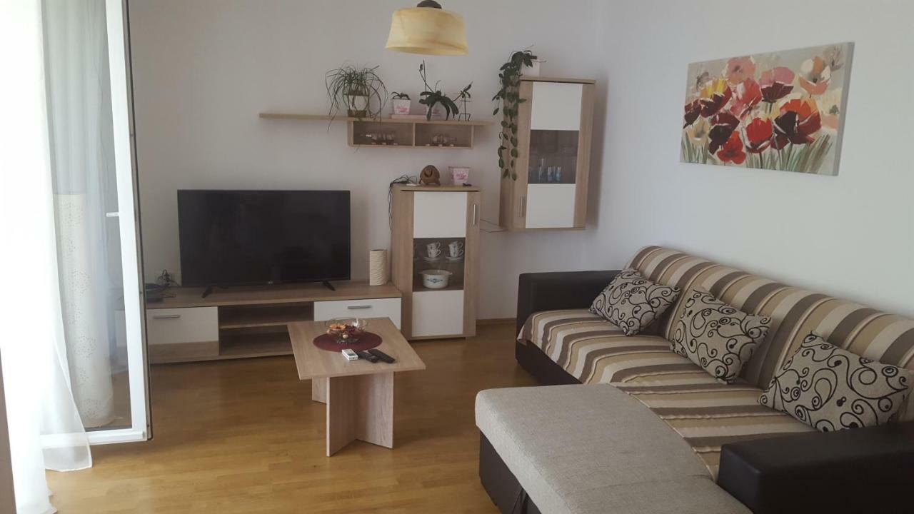Apartmani Slavica Rab Town Extérieur photo