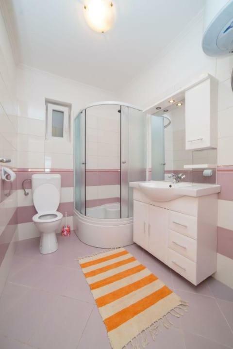Apartmani Slavica Rab Town Extérieur photo